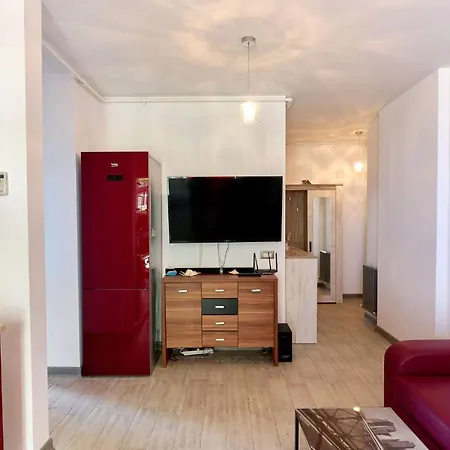 Apartament Glamour Red 22 In Pool