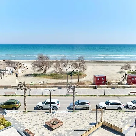 Glamour Red 22 In Pool Apartman *